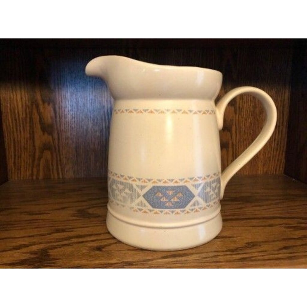 International China Company Cimarron Stoneware Water Pitcher Mint Condition!